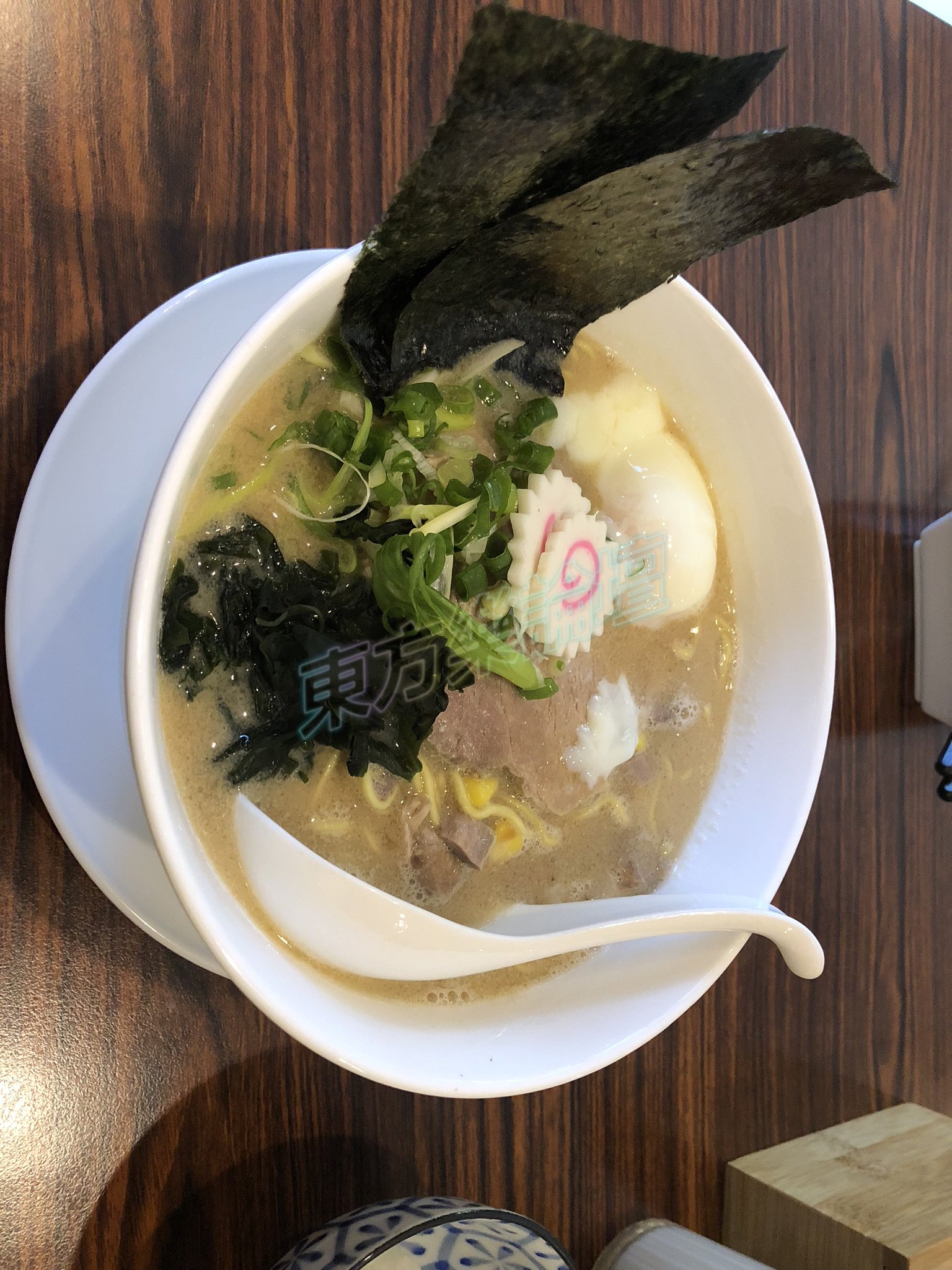 吃得太飽反而忘了拉麵味