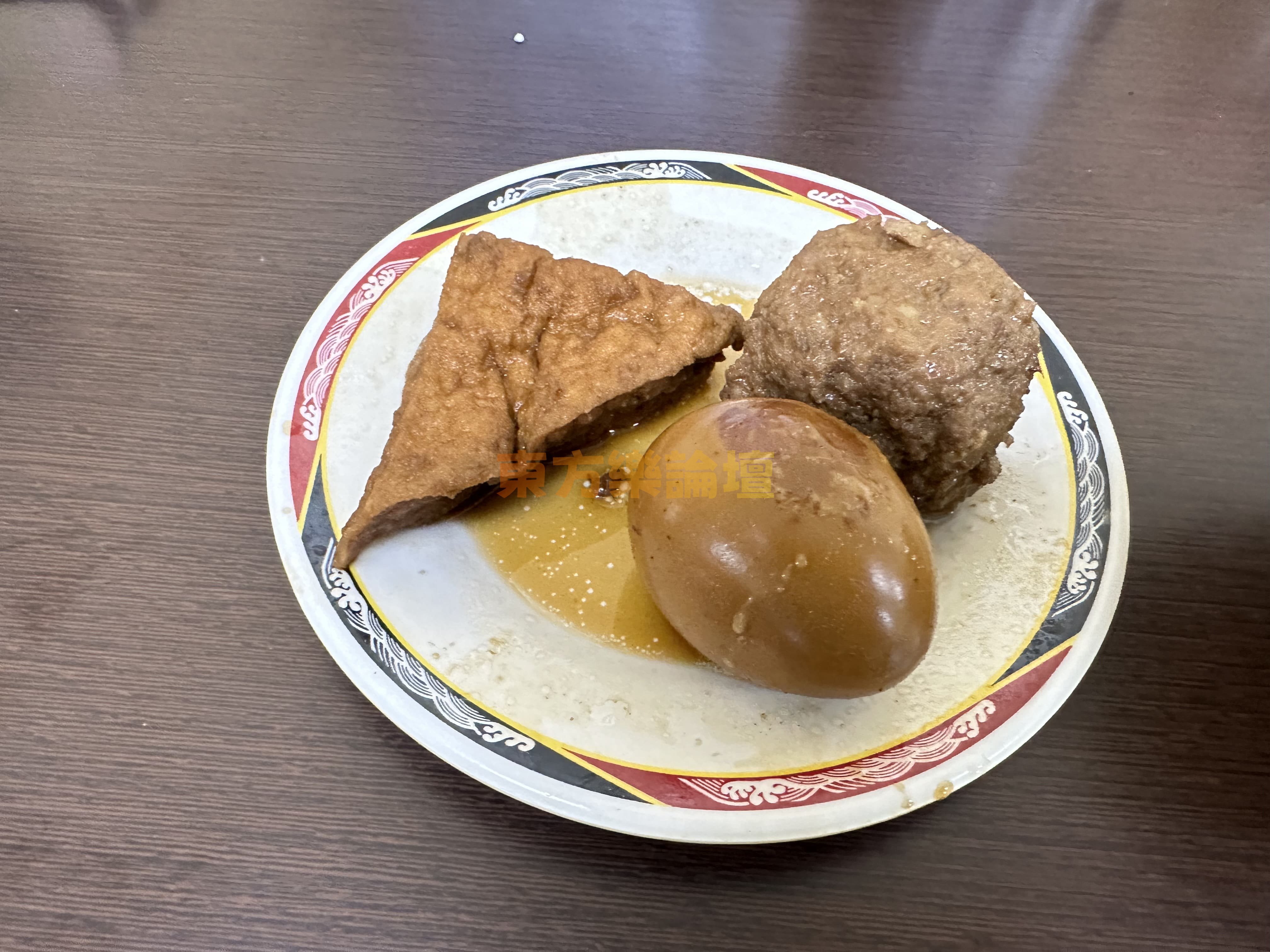 獅子頭、滷蛋、油豆腐